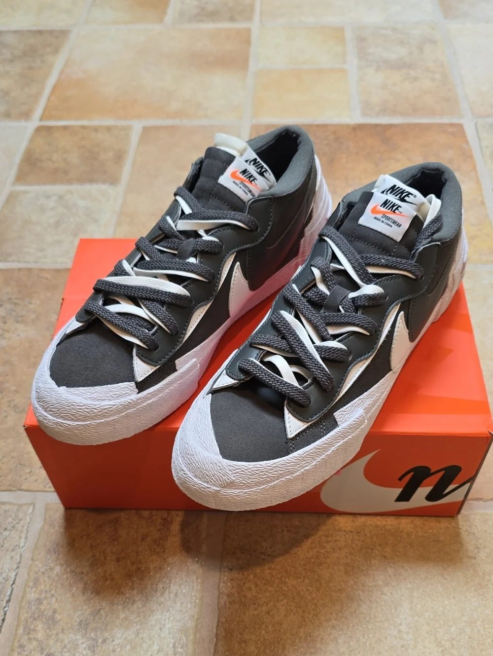 Nike Blazer Low Sacai Iron Grey DD1877 002 Size 10.5 (New)!